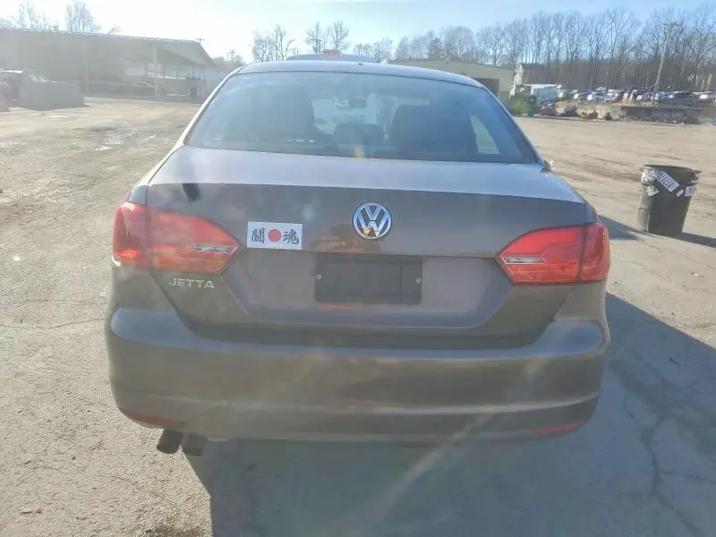 2014 VOLKSWAGEN JETTA BASE  