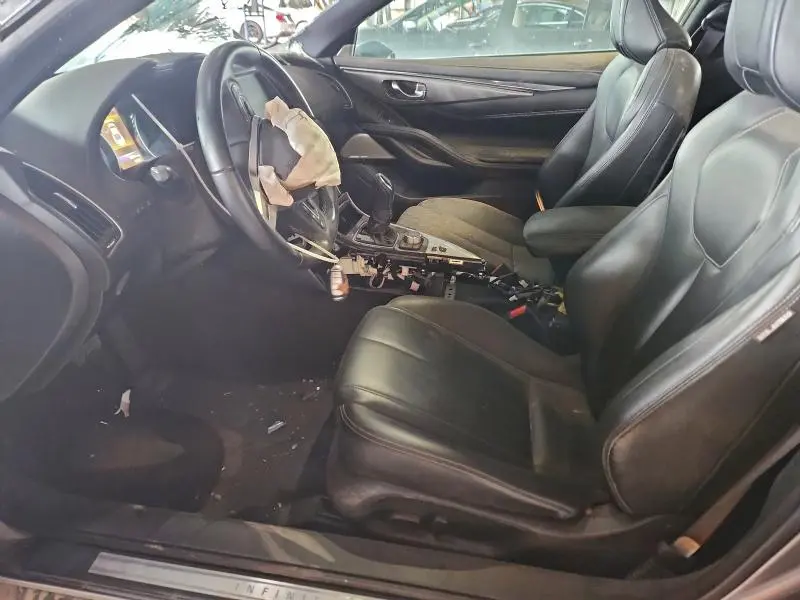 2019 INFINITI Q60 PURE  