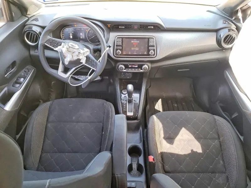 2019 NISSAN KICKS SV  