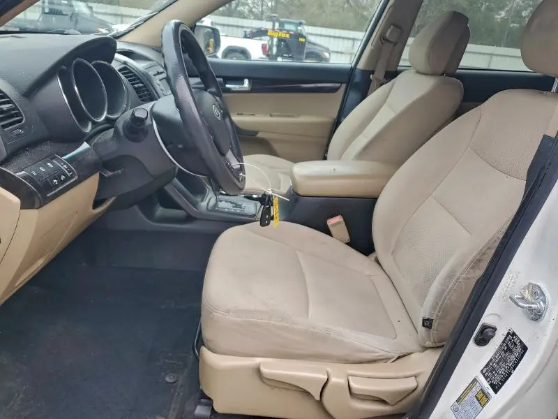 2012 KIA SORENTO BASE  