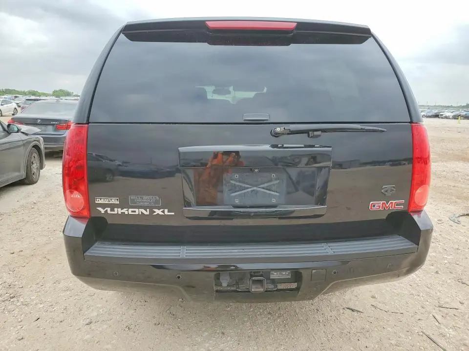 2012 GMC YUKON XL K1500 SLT  