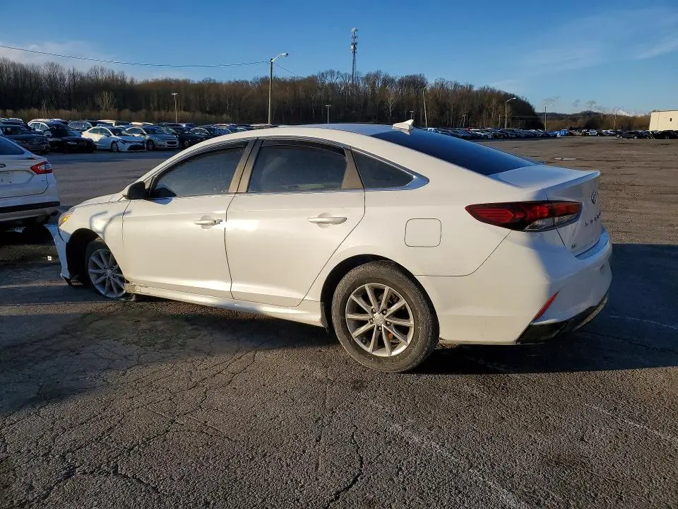 2019 HYUNDAI SONATA SE  