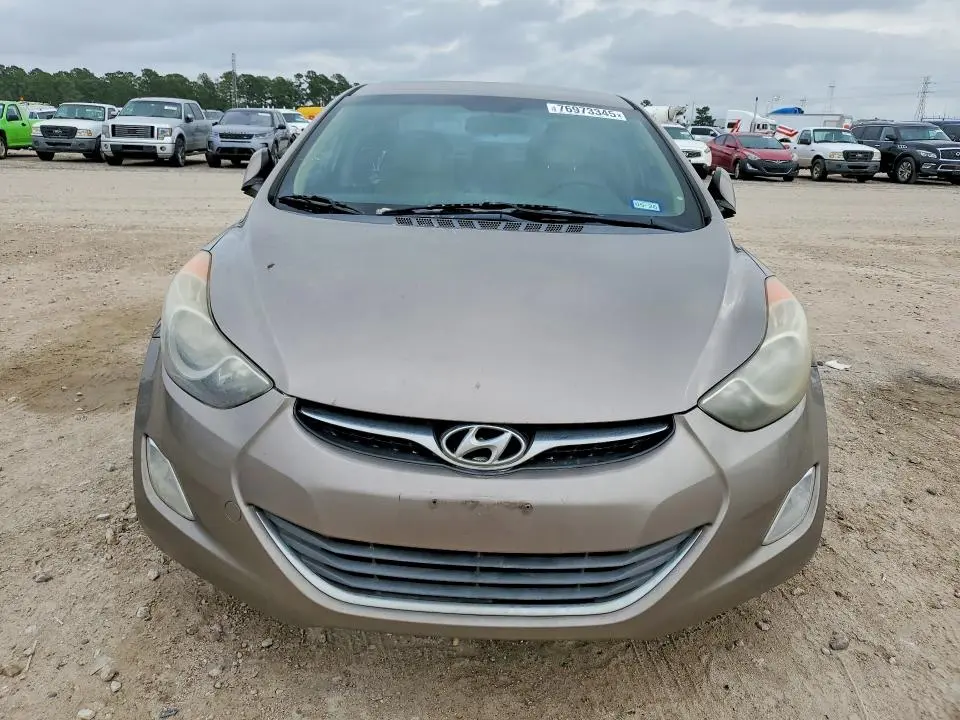 2013 HYUNDAI ELANTRA GLS  