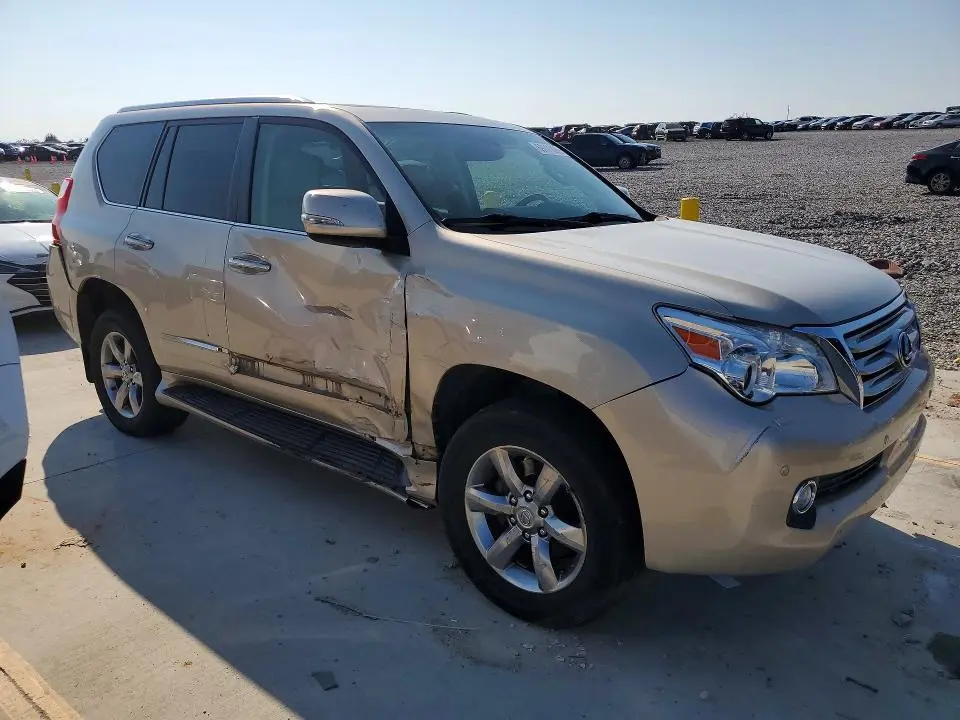 2013 LEXUS GX460   
