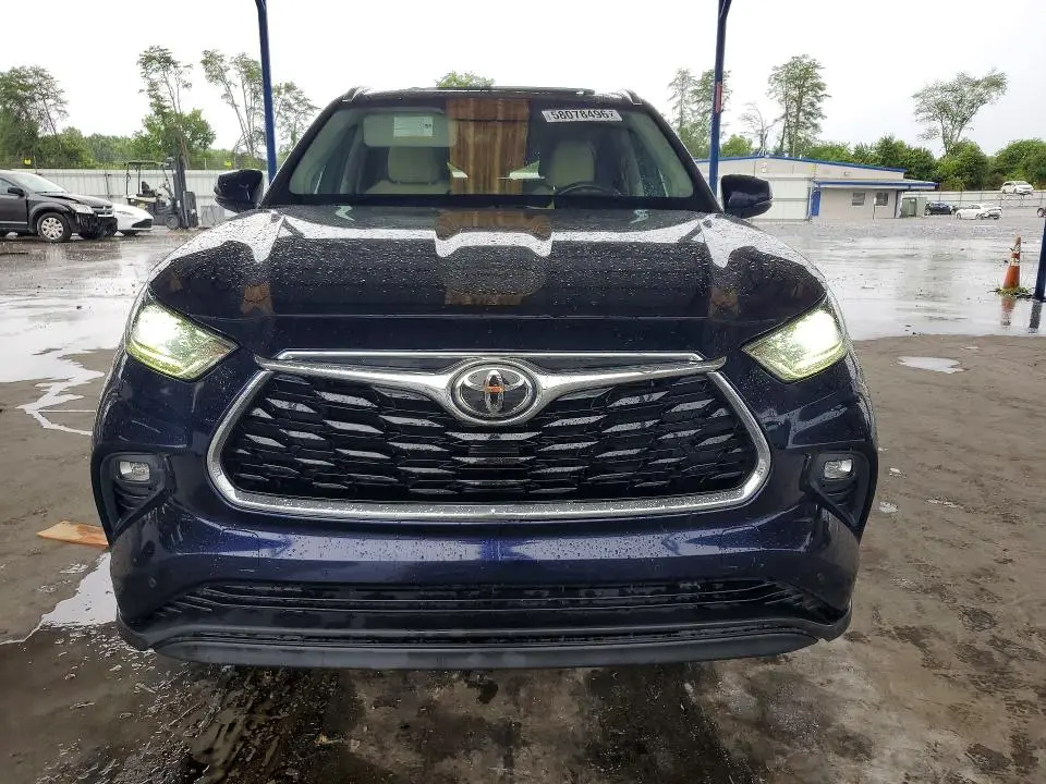 2020 TOYOTA HIGHLANDER LIMITED  