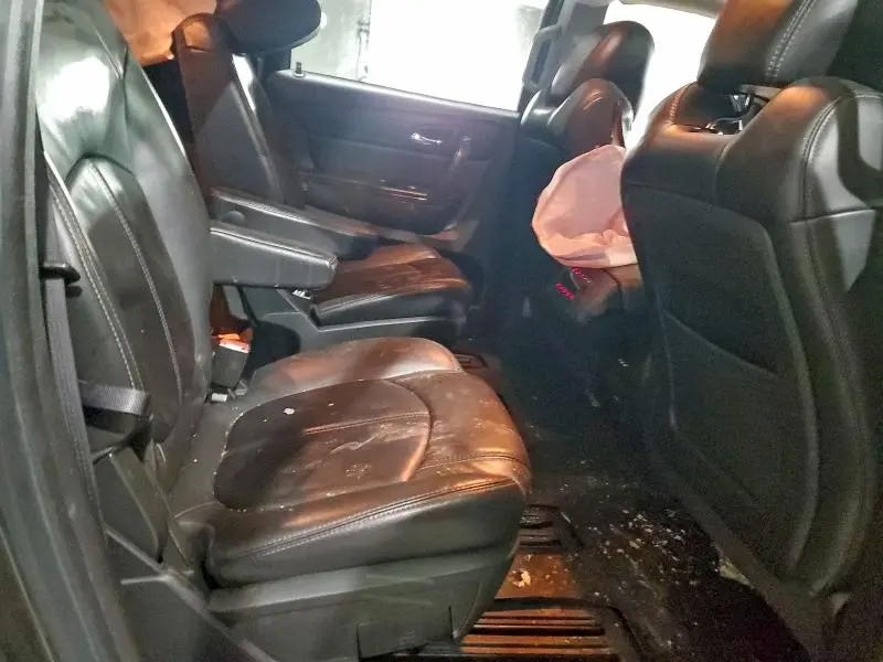 2015 GMC ACADIA SLT-1  