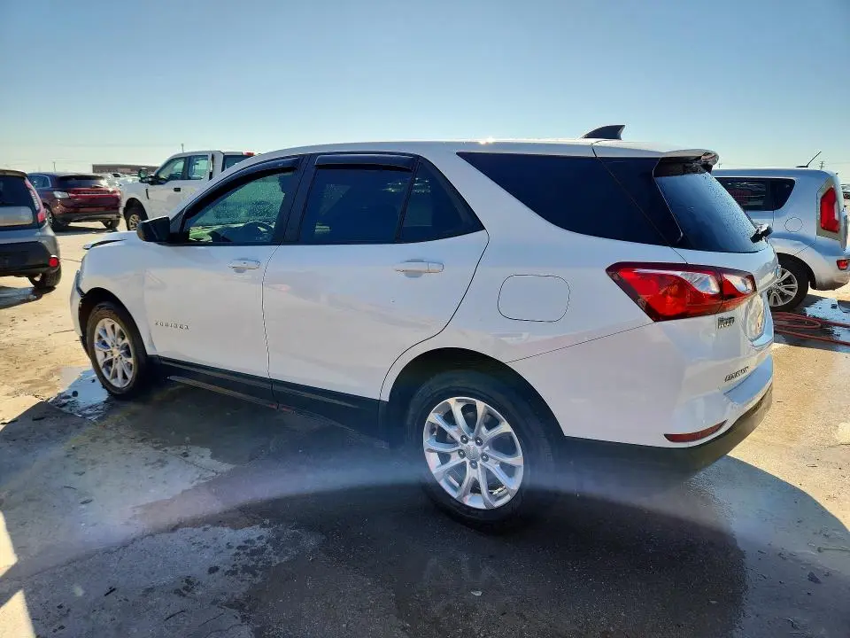 2020 CHEVROLET EQUINOX LS  