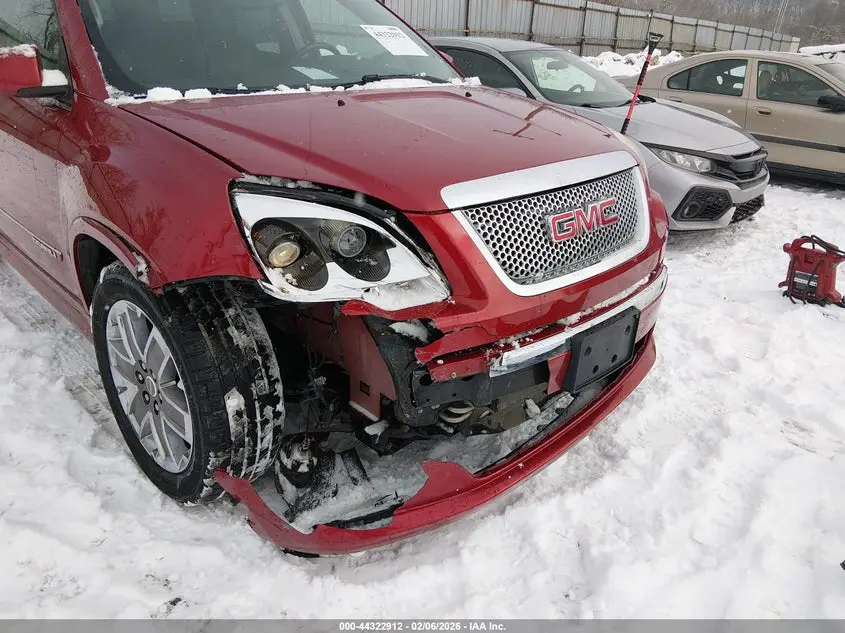2012 GMC ACADIA DENALI