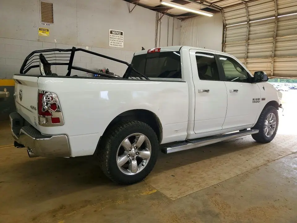2013 RAM 1500 SLT  