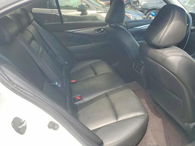 2021 INFINITI Q50 LUXE  