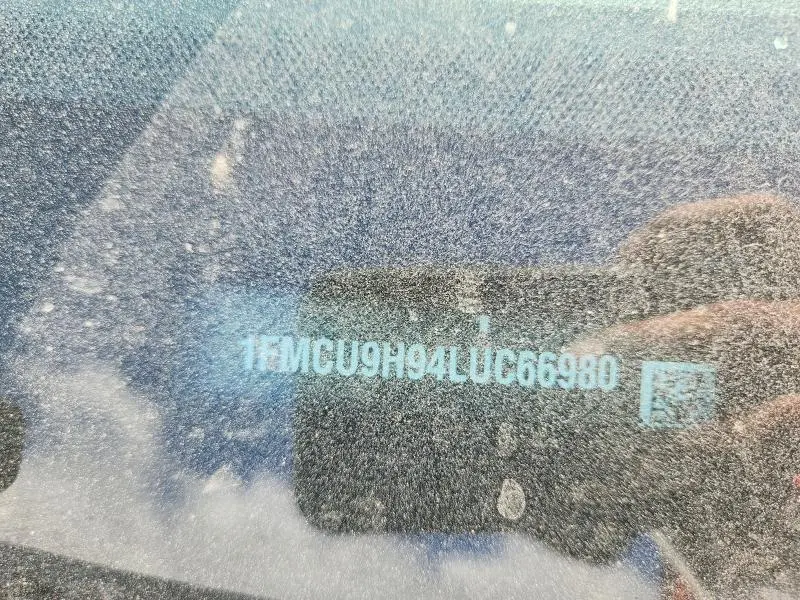 2020 FORD ESCAPE SEL  