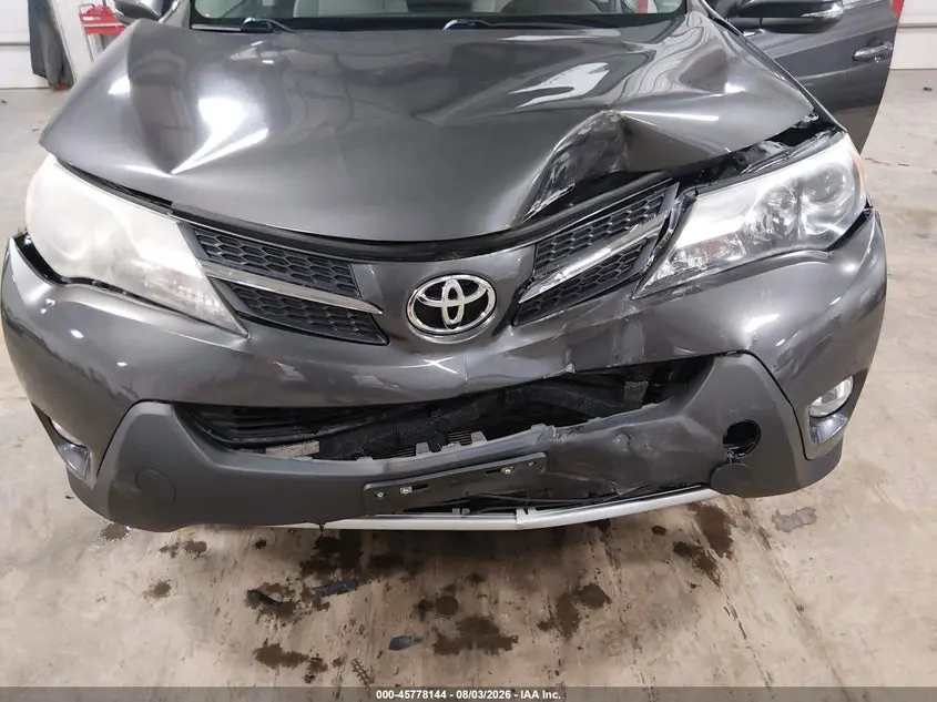2015 TOYOTA RAV4 XLE