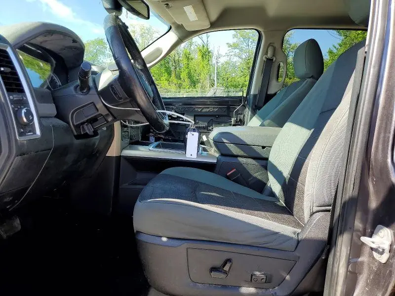 2014 RAM 1500 SLT  