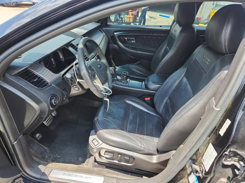 2017 FORD TAURUS SHO  