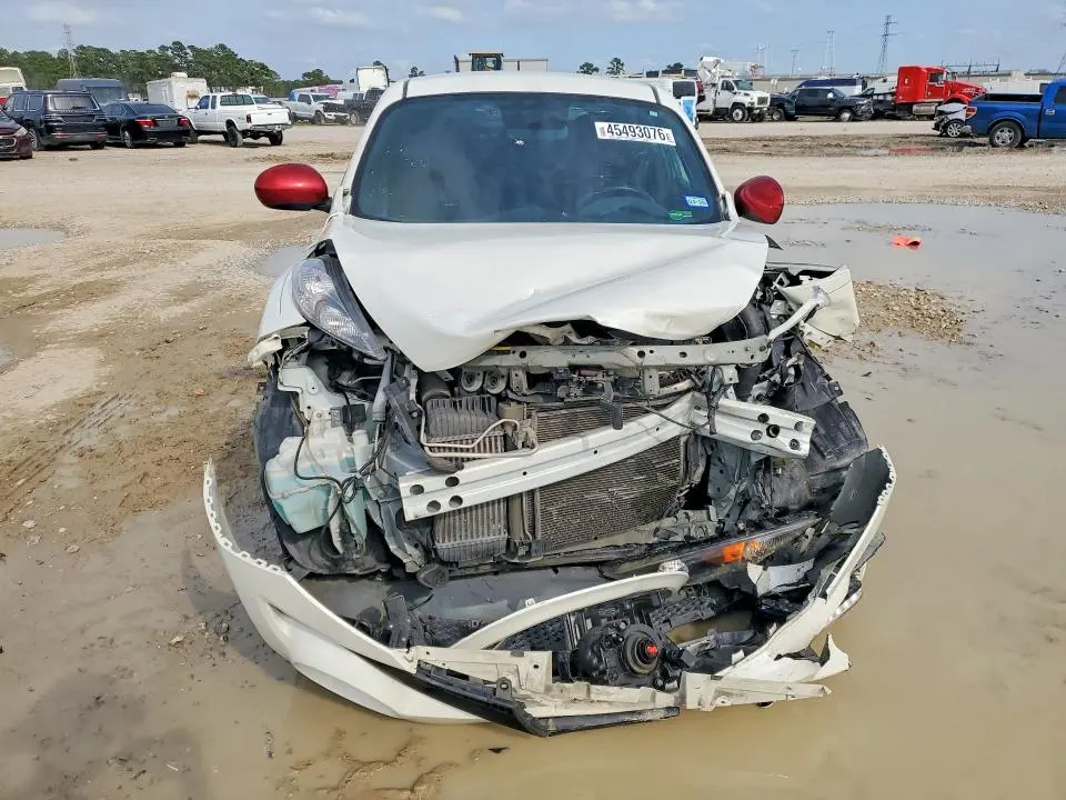 2014 NISSAN JUKE NISMO RS  