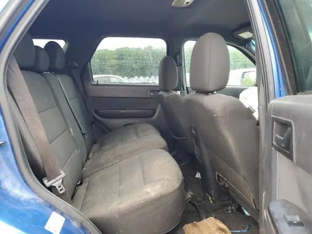 2011 FORD ESCAPE XLT  