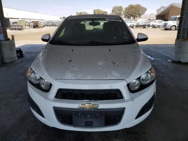 2016 CHEVROLET SONIC LT  