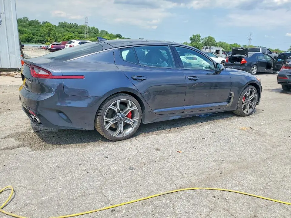 2020 KIA STINGER GT1  