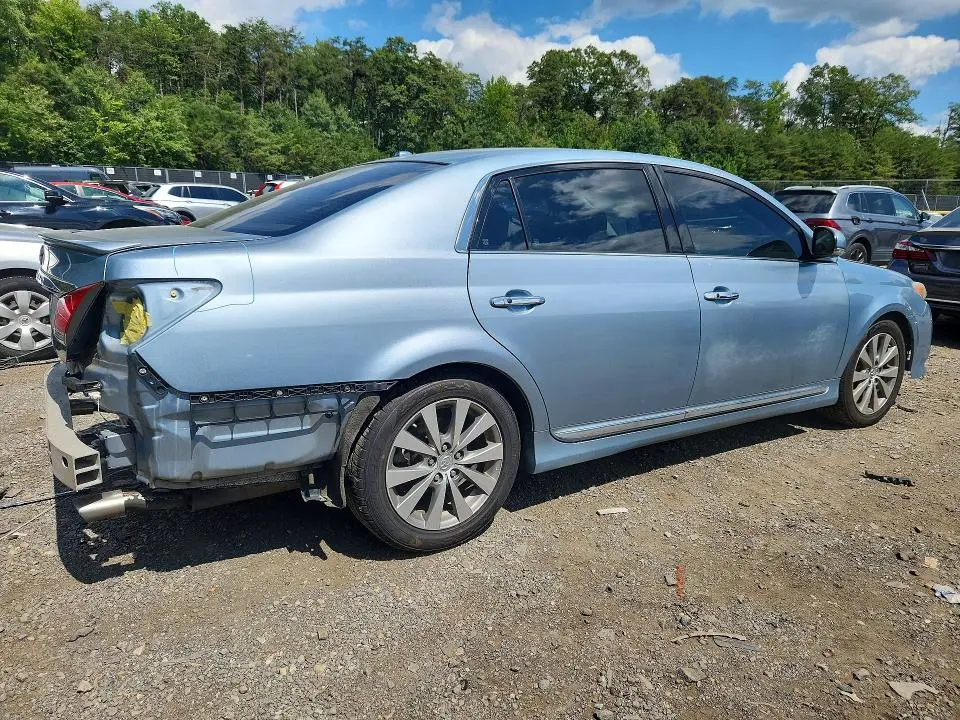 2011 TOYOTA AVALON LIMITED  