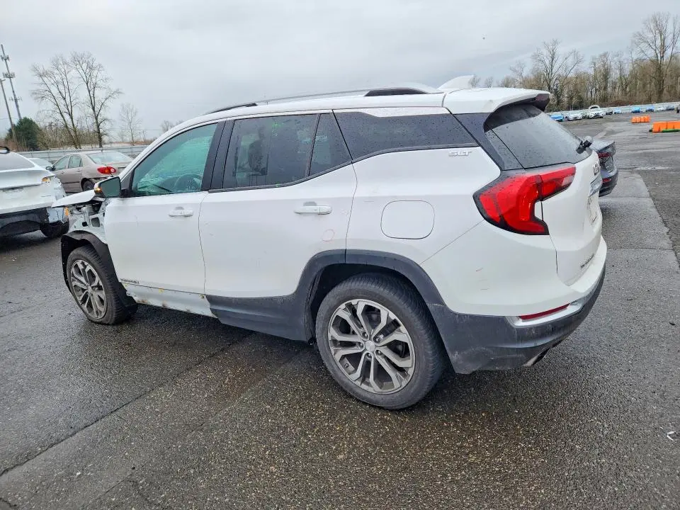 2019 GMC TERRAIN SLT  