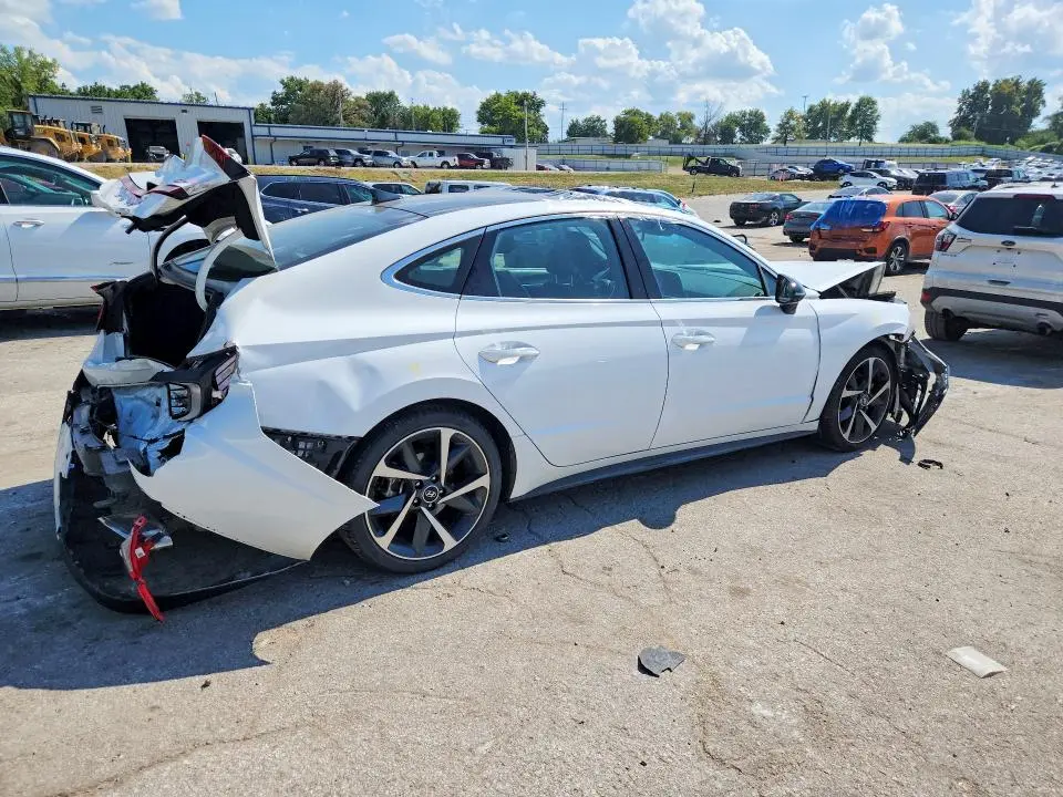 2023 HYUNDAI SONATA SEL PLUS  
