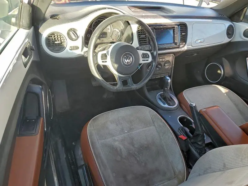 2016 VOLKSWAGEN BEETLE 1.8T  