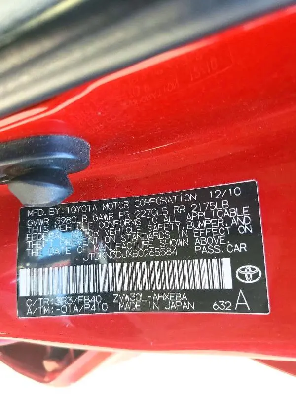 2011 TOYOTA PRIUS TWO  