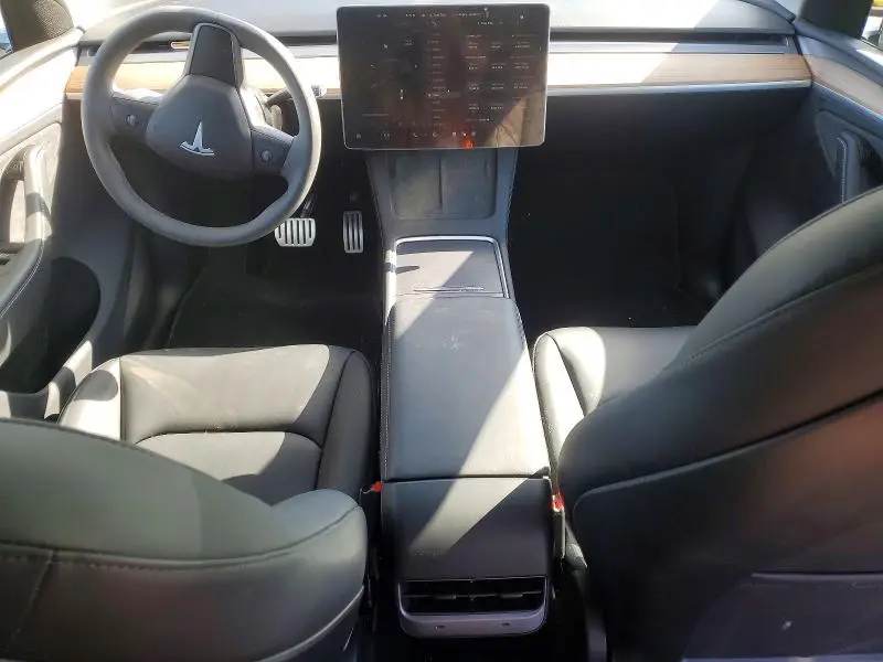 2025 TESLA MODEL Y   