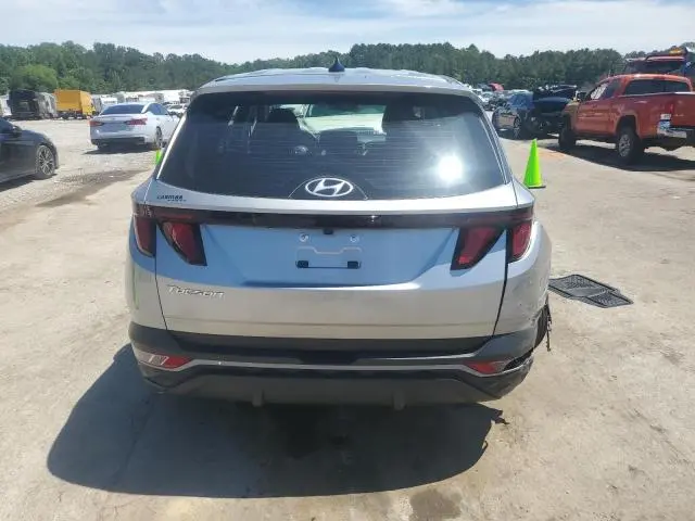 2022 HYUNDAI TUCSON SE  