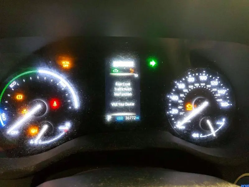 2023 TOYOTA SIENNA LE 8-PASSENGER  