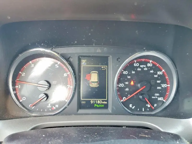 2017 TOYOTA RAV4 SE  