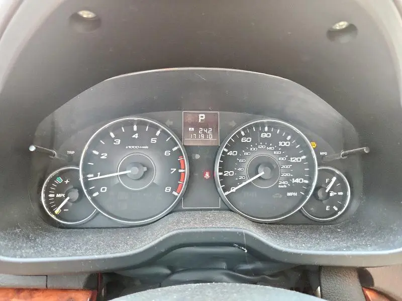 2011 SUBARU OUTBACK 2.5I LIMITED  