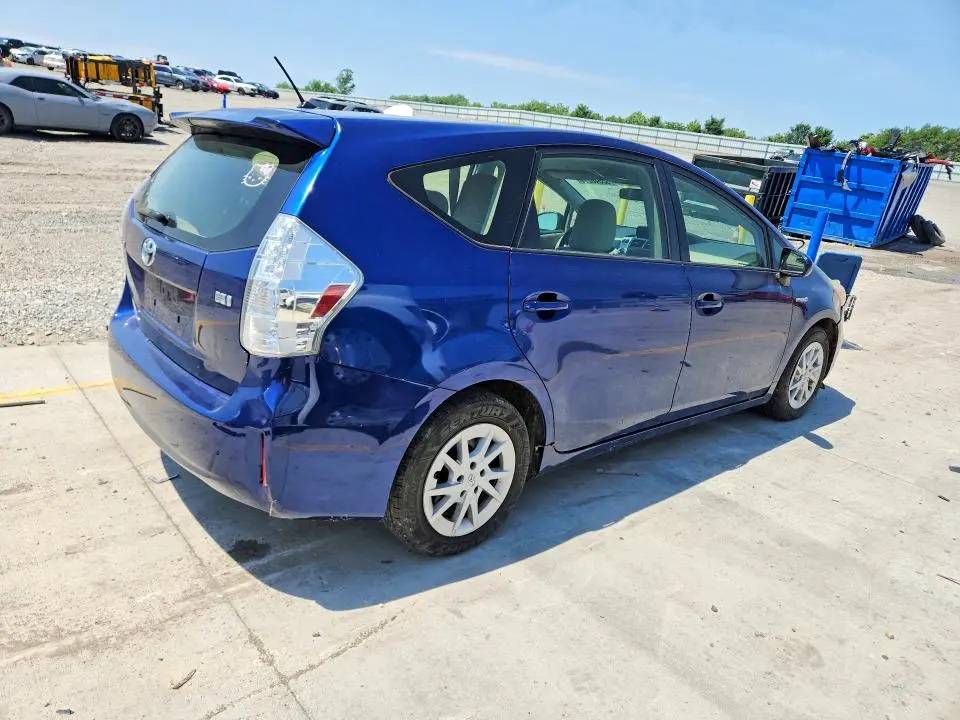 2014 TOYOTA PRIUS V TWO  