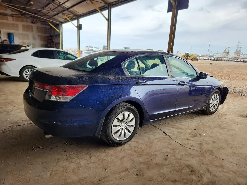 2011 HONDA ACCORD LX  