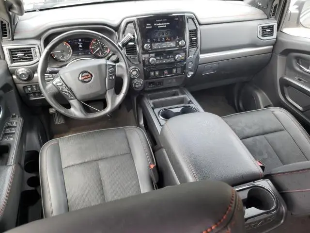 2022 NISSAN TITAN SV  