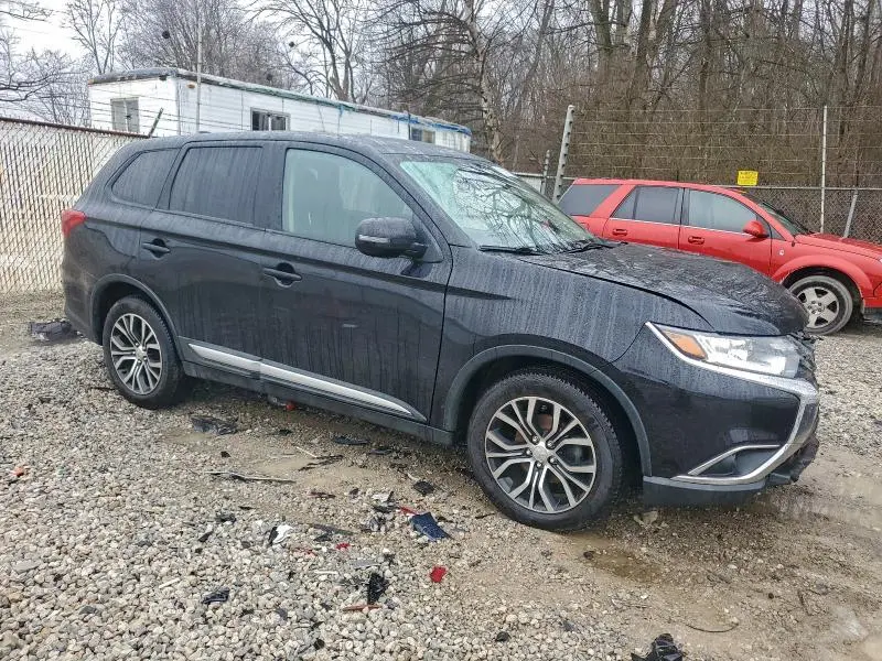 2018 MITSUBISHI OUTLANDER SE  