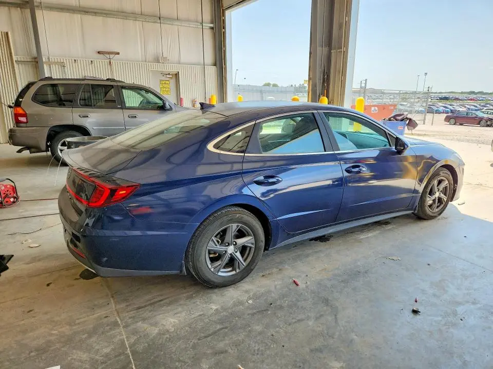 2021 HYUNDAI SONATA SE  