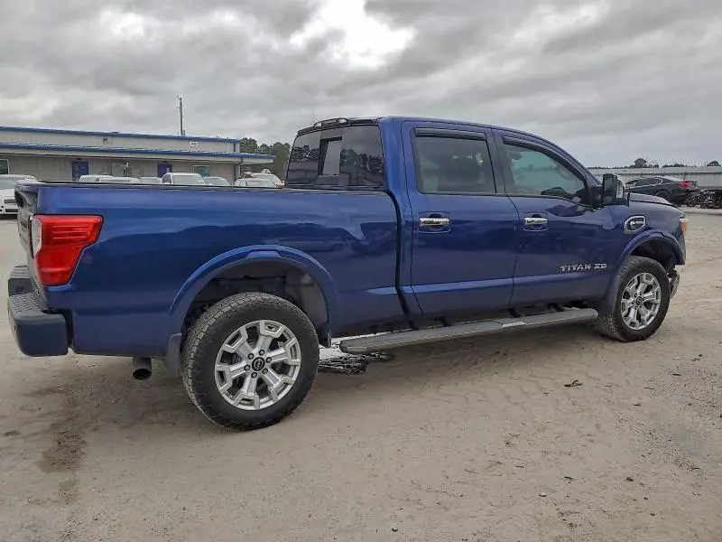 2017 NISSAN TITAN XD SL  