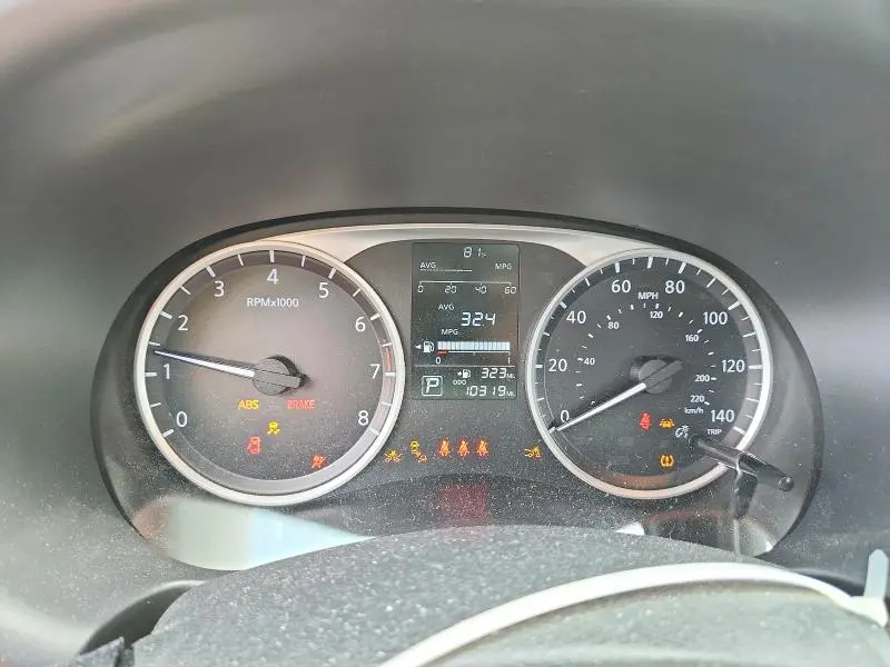 2023 NISSAN KICKS S  