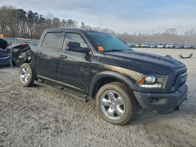 2019 RAM 1500 CLASSIC SLT  