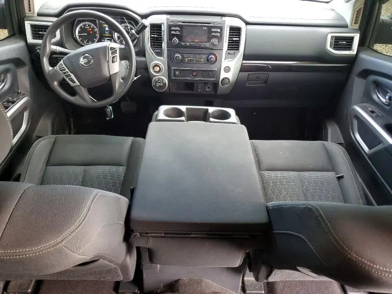 2017 NISSAN TITAN S  