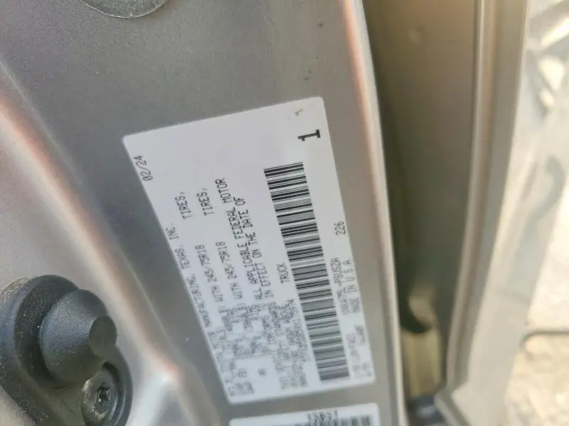 2024 TOYOTA TUNDRA CREWMAX SR  