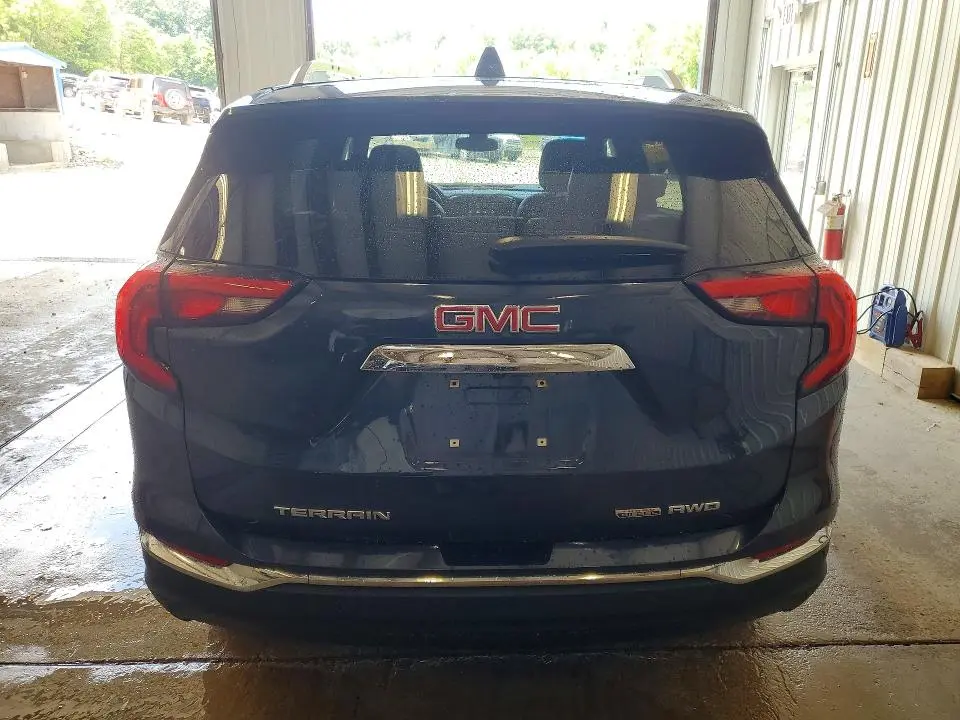 2018 GMC TERRAIN SLT  