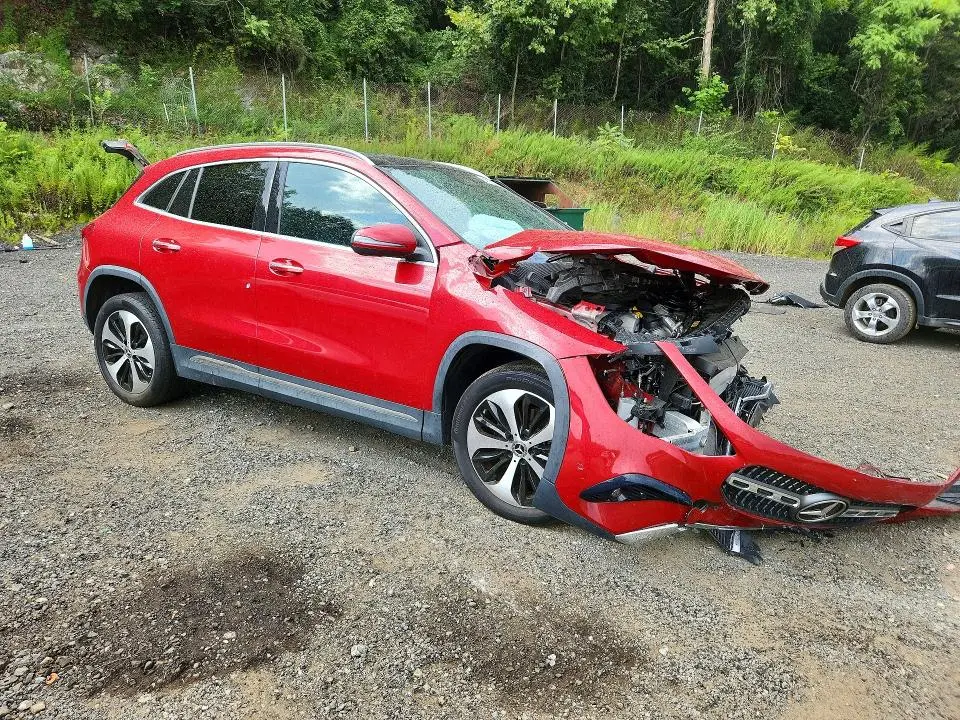 2025 MERCEDES-BENZ GLA 250 4MATIC  