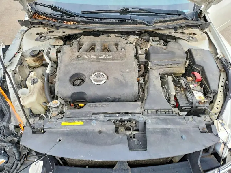 2011 NISSAN ALTIMA SR  