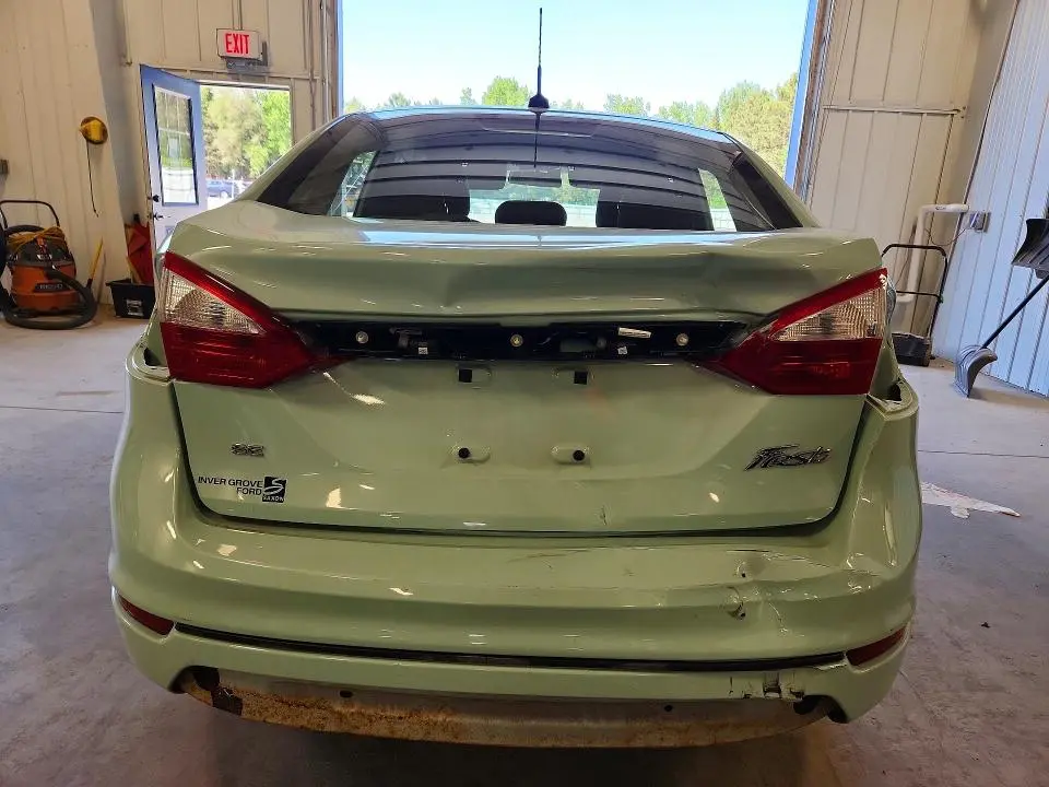 2017 FORD FIESTA SE  