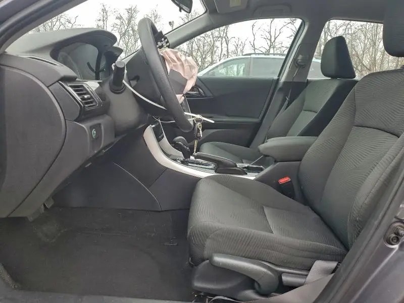 2017 HONDA ACCORD LX  