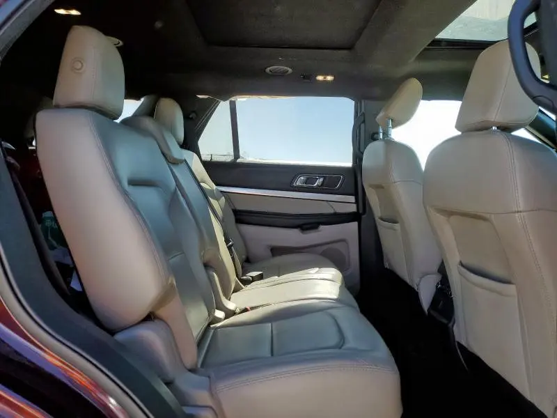 2019 FORD EXPLORER XLT  