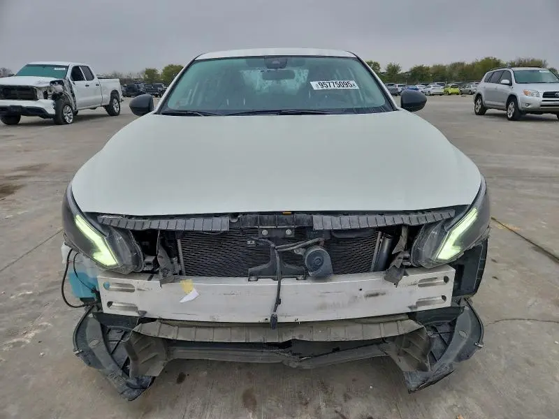 2024 NISSAN ALTIMA S  