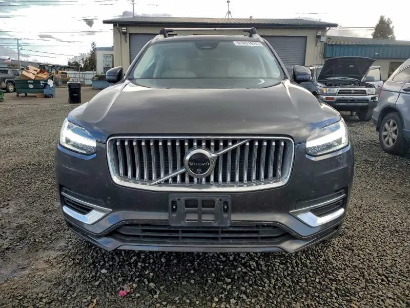 2024 VOLVO XC90 PLUS  